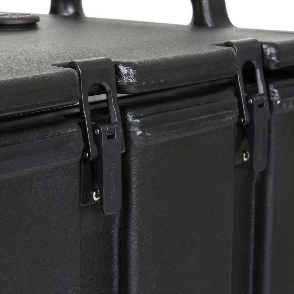 Cambro 1000LCD110 Camtainer Beverage Dispenser, Black, 11.75 gal.